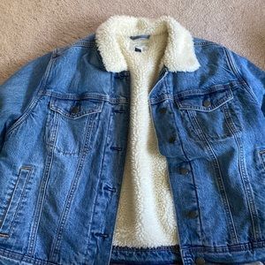 Target Jean jacket- fuzzy inside size XL